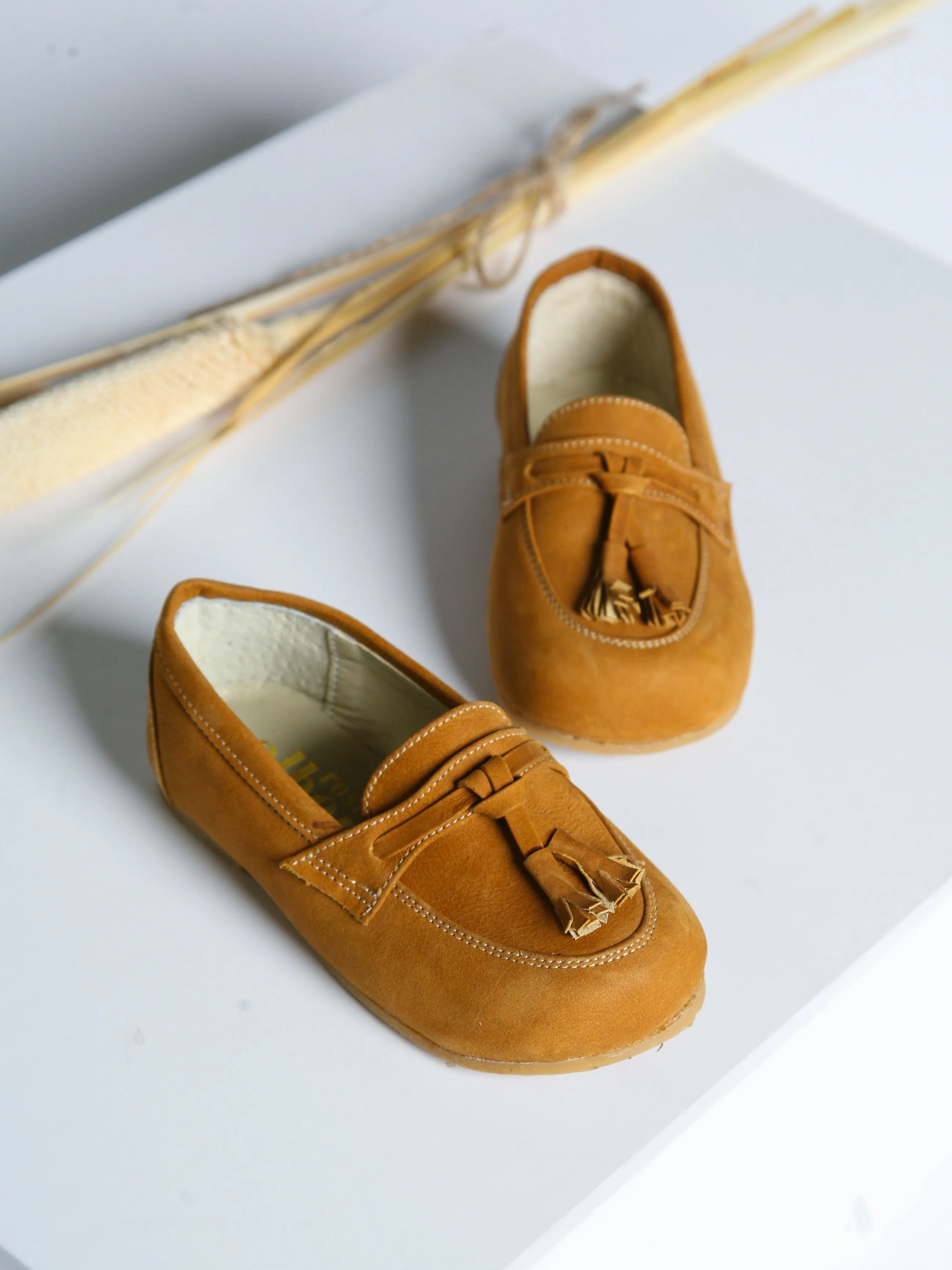 Ananas Petit x Rose & Albert Tan 'Teco' Suede Boat Shoes