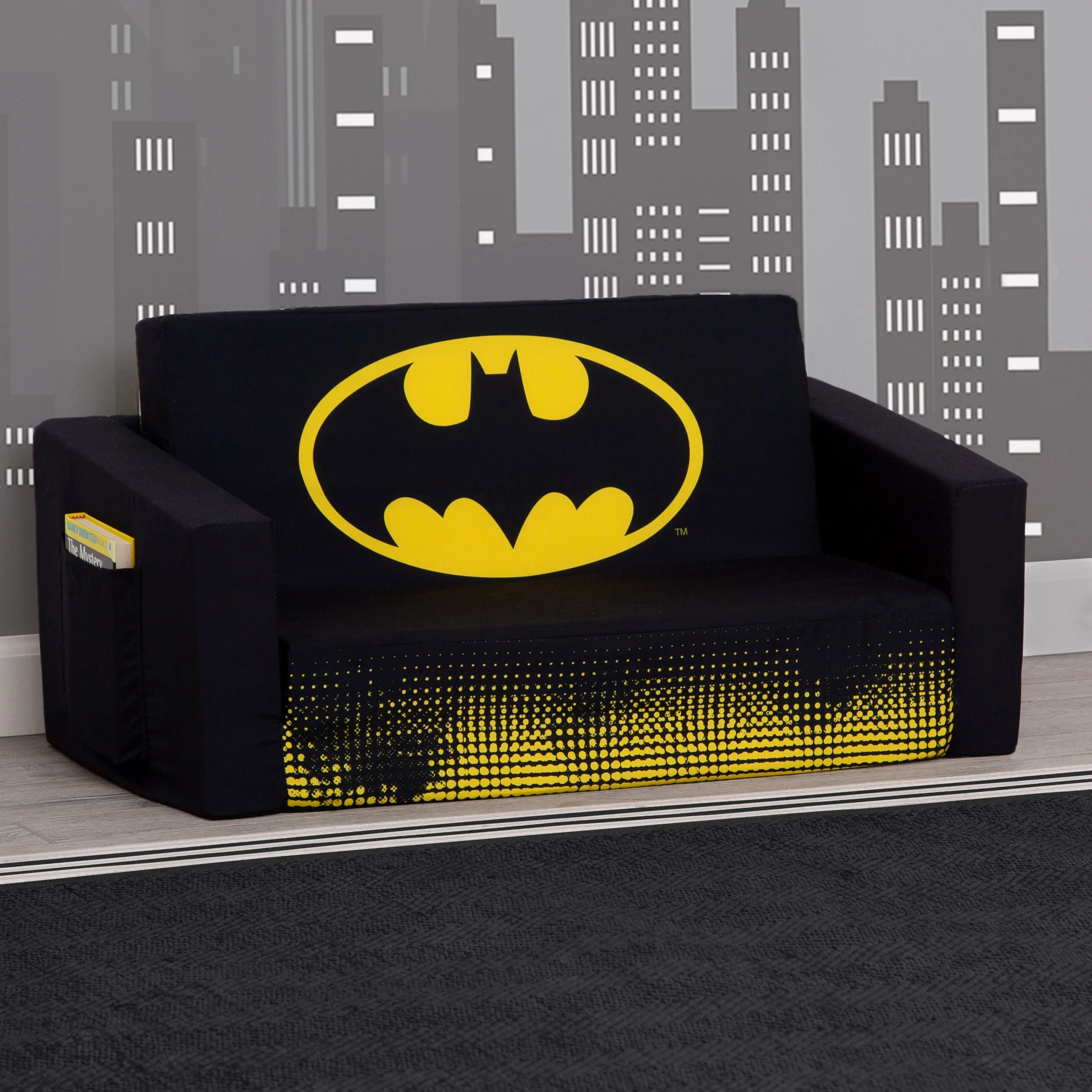 Batman Cozee Flip-Out Sofa - 2-in-1 Convertible Sofa to Lounger for Kids