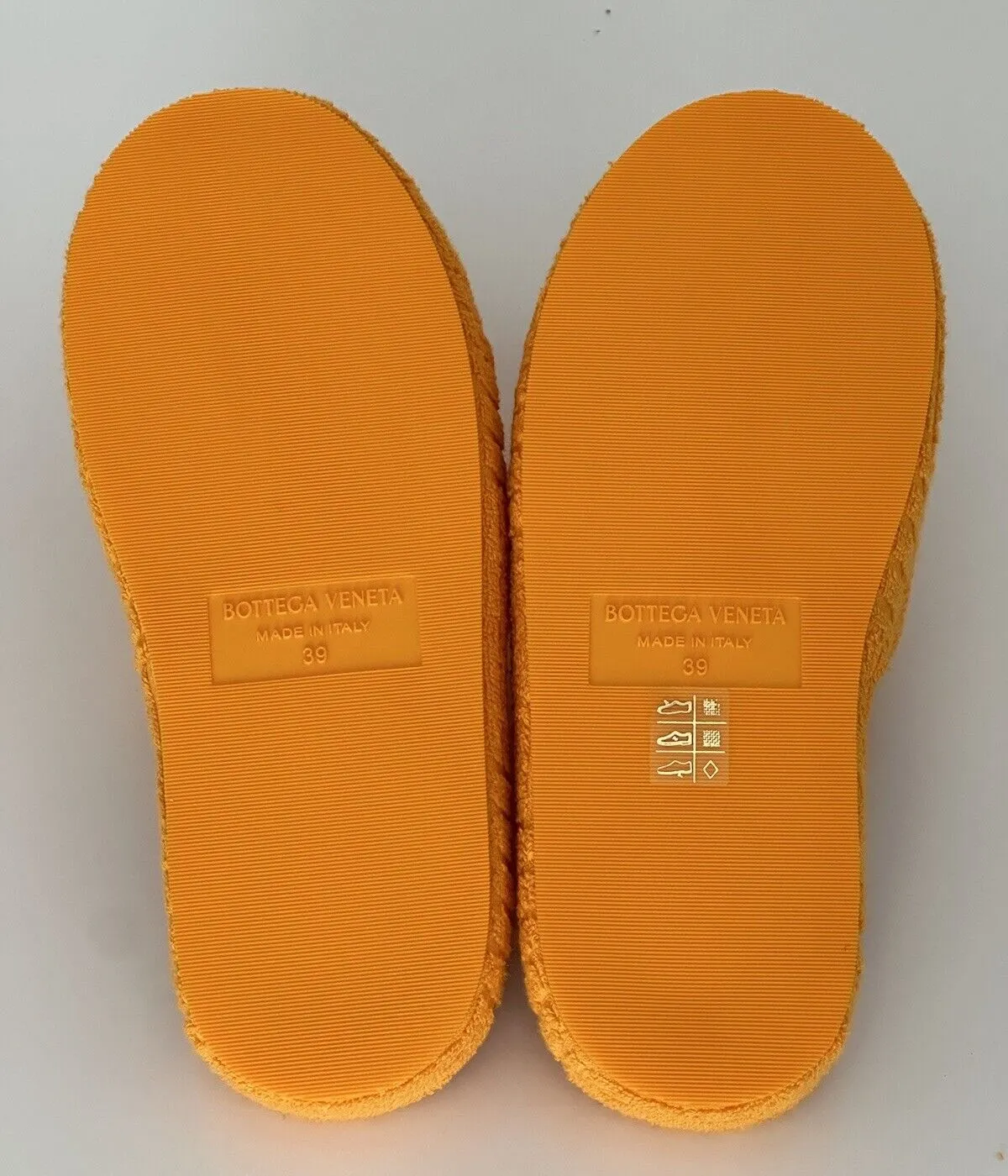 Bottega Veneta Women's Intrecciato Resort Sponge Slipper Tangerine 9 US 659139