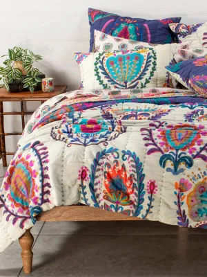 Bungalow Reversible Cotton Quilt - Folklore