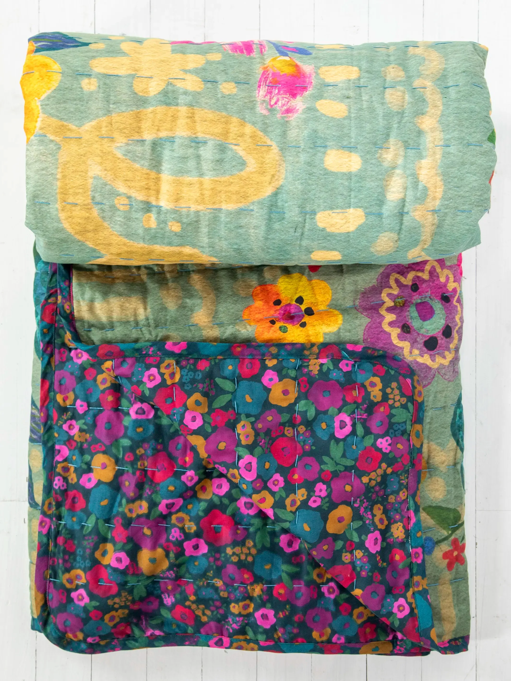 Bungalow Reversible Cotton Quilt - Love Is The Answer