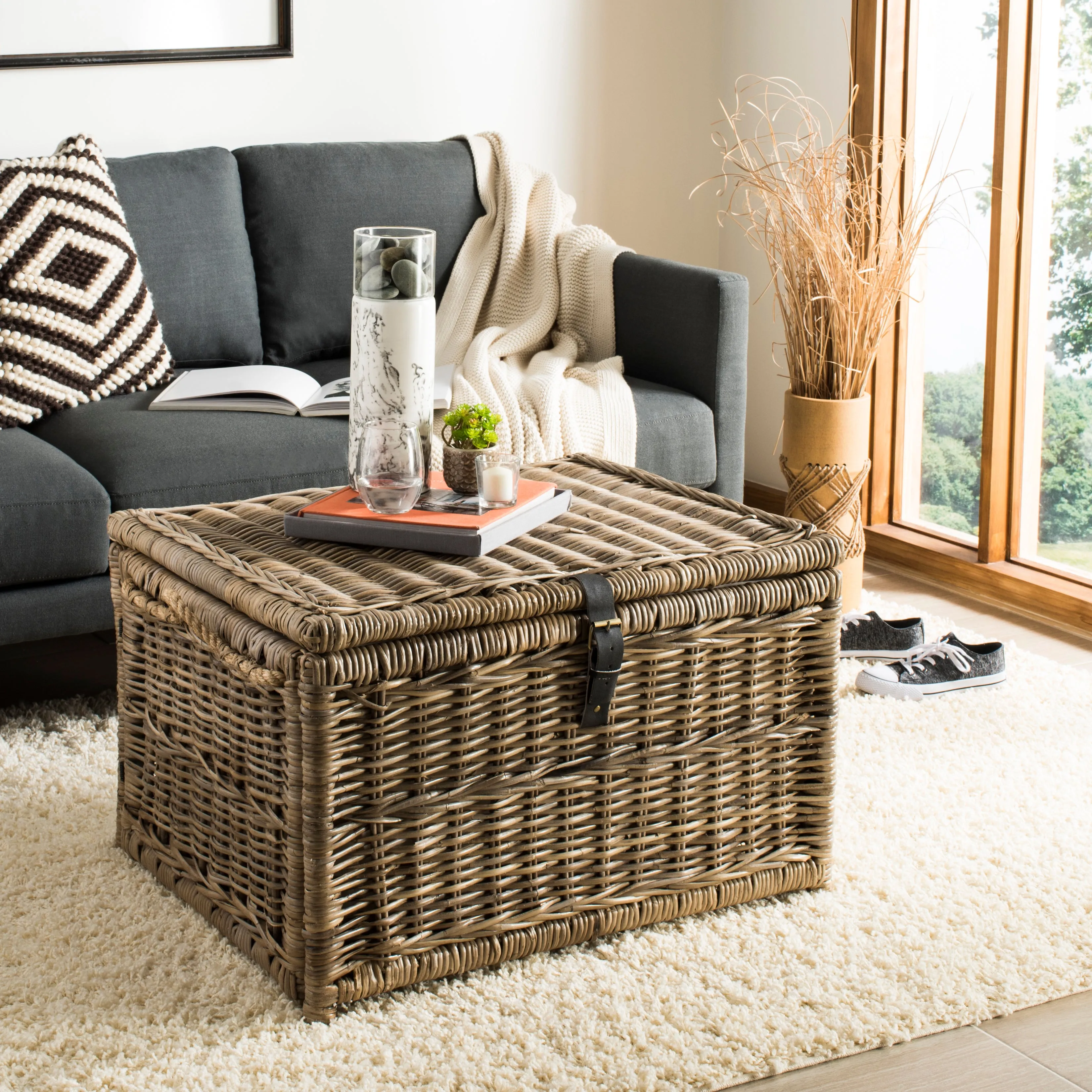 Caden 30" Wicker Storage Trunk