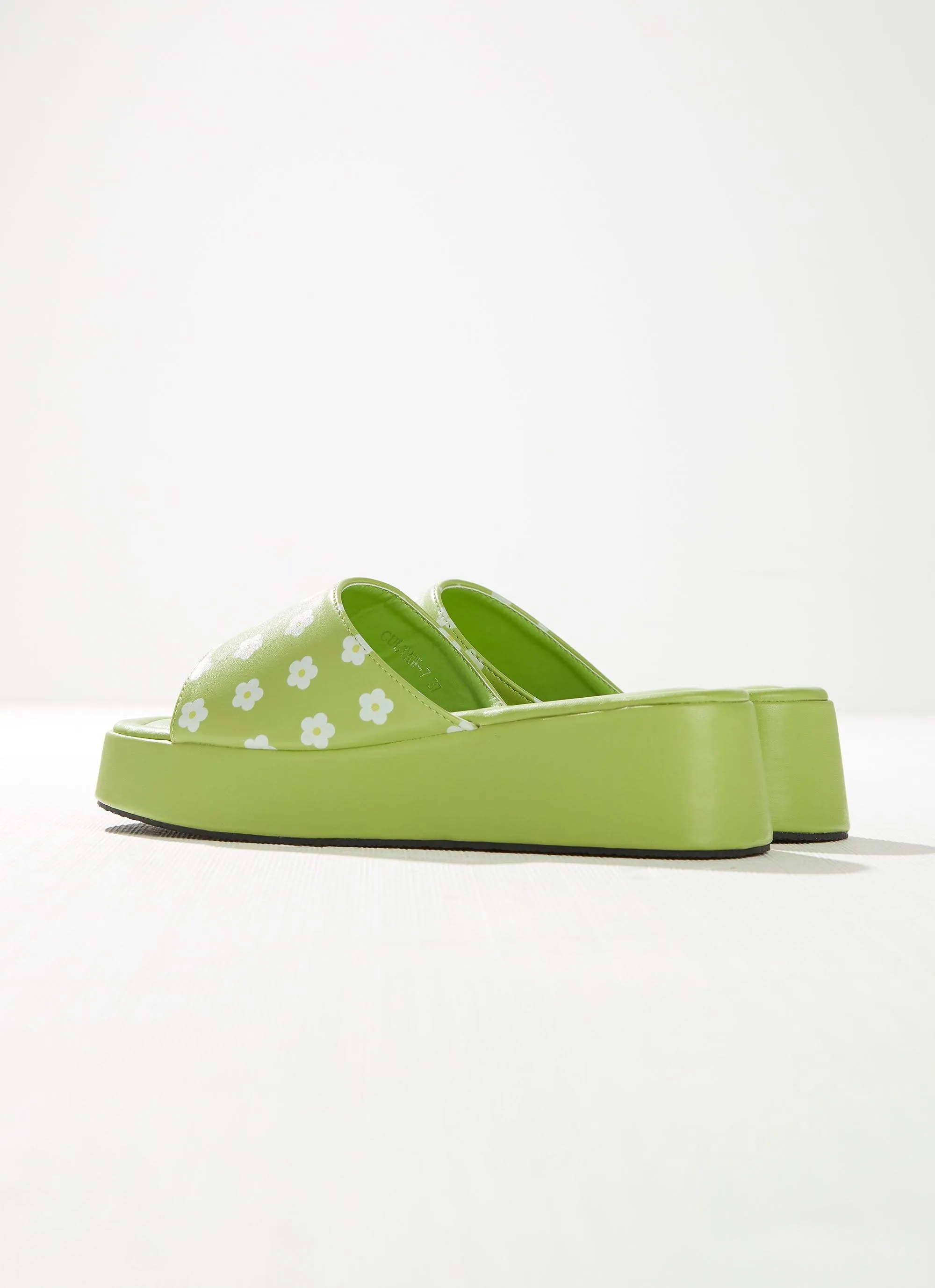 Daisy Chain Mule - Lime Daisy