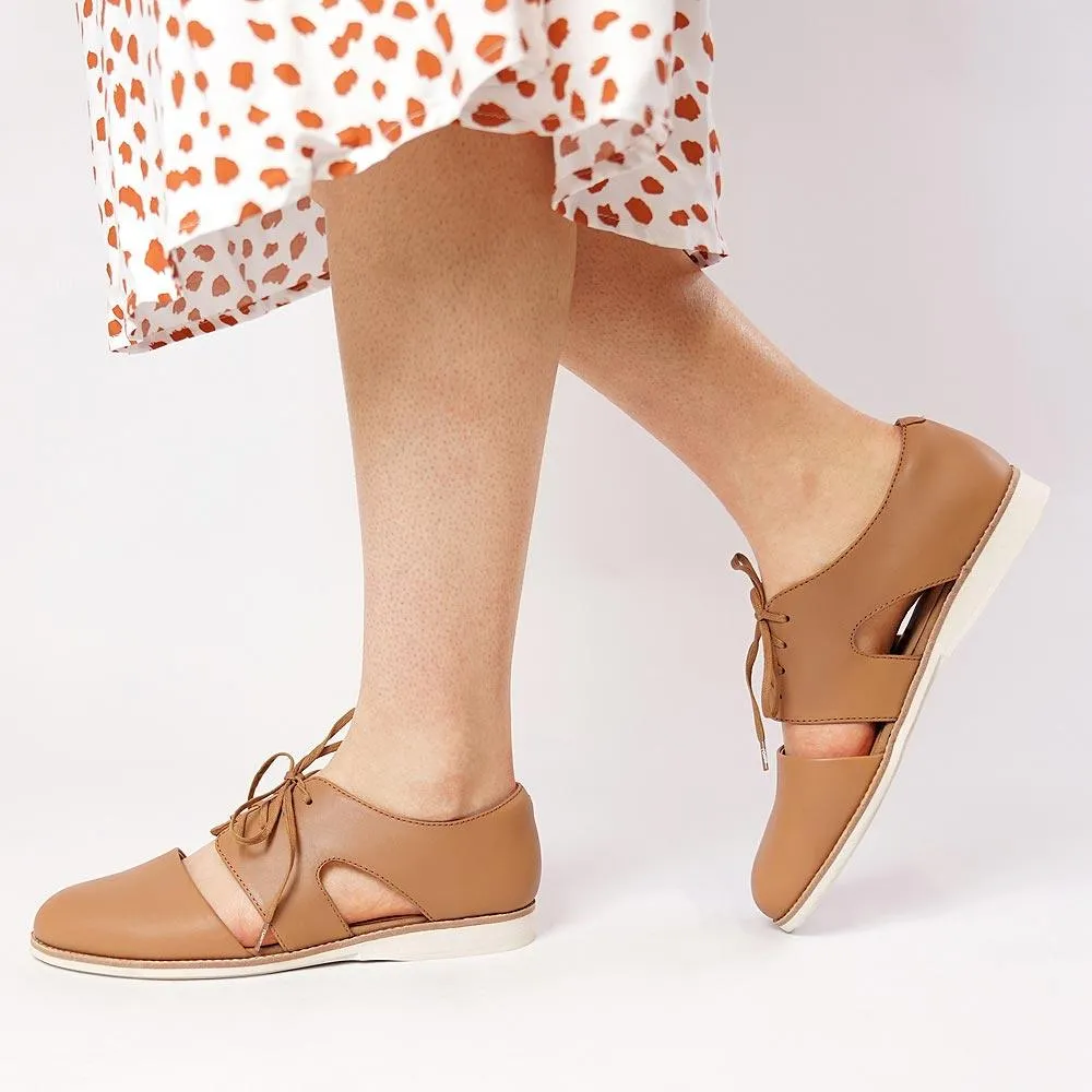 Derby Cutout Soft Tan Leather Lace Up Flats