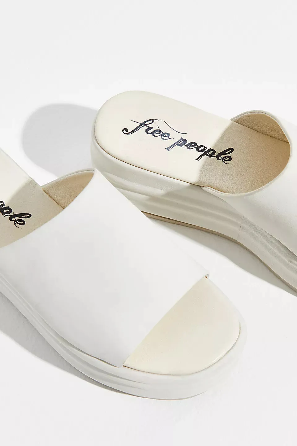 Free People Shoes Harbor Flatform Sandals in Vanilla