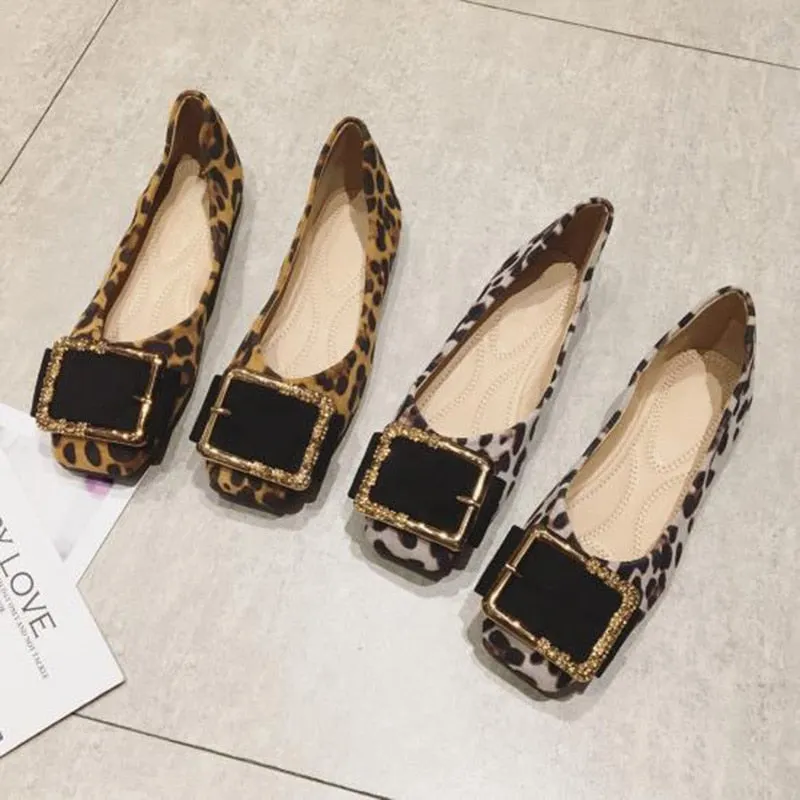 Leopard Print Metal Buckle Design Flats