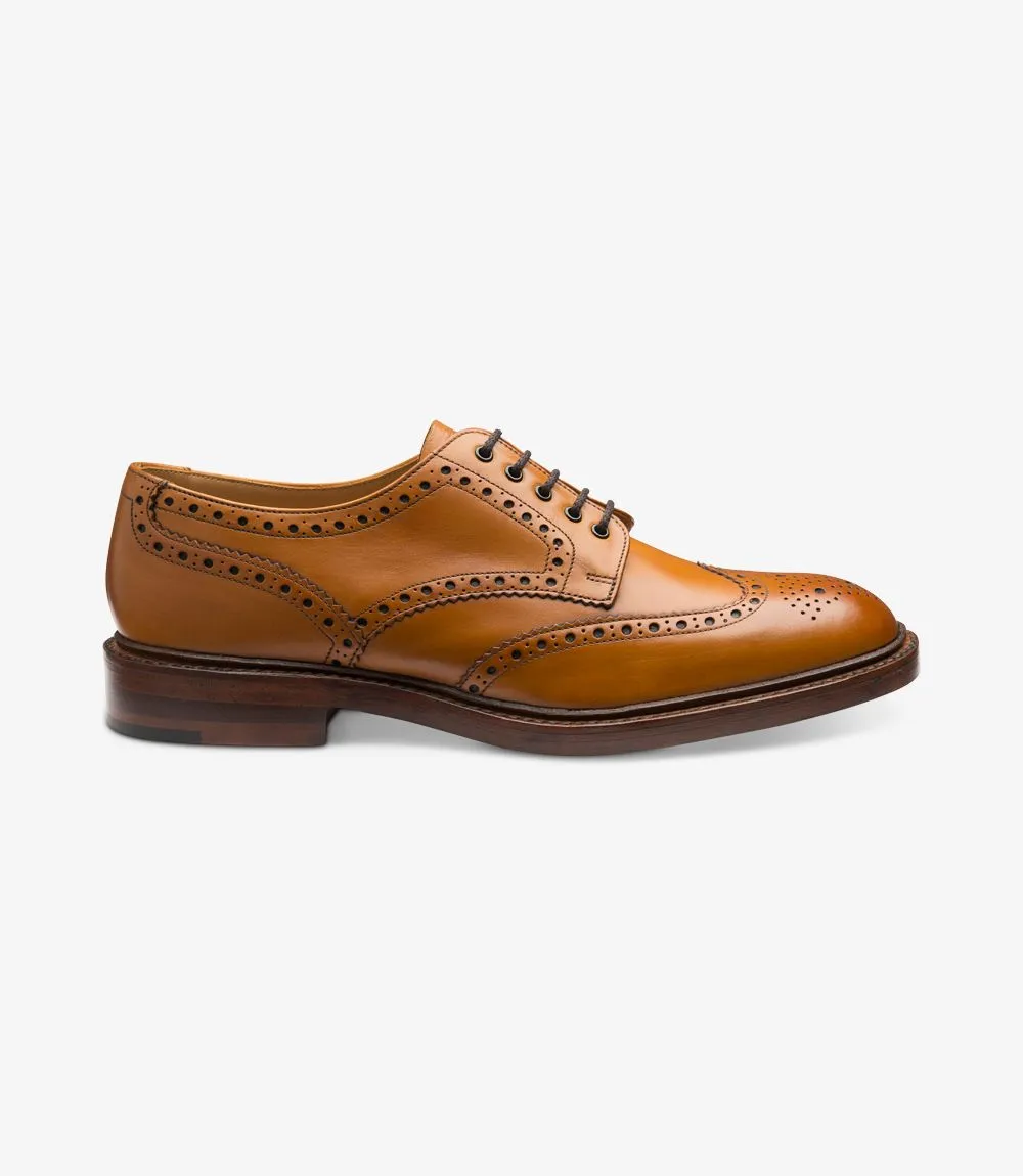 Loake Men's Chester T2R Leather Brogue Shoes Tan Calf