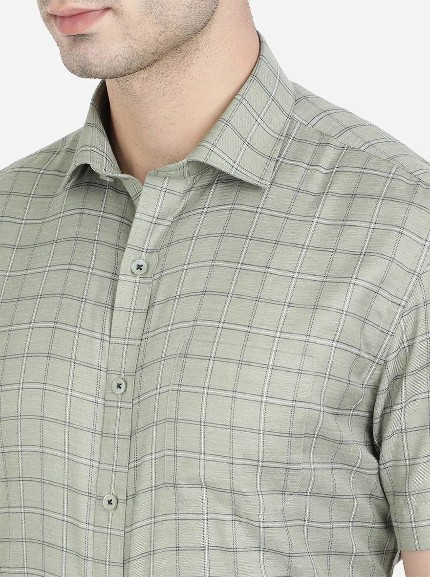 Pista Green Checked Regular Fit Formal Shirt | Greenfibre