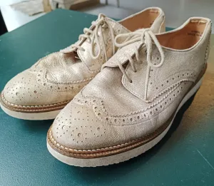 Re-Wear White Stuff Gold  Brogues Size 7