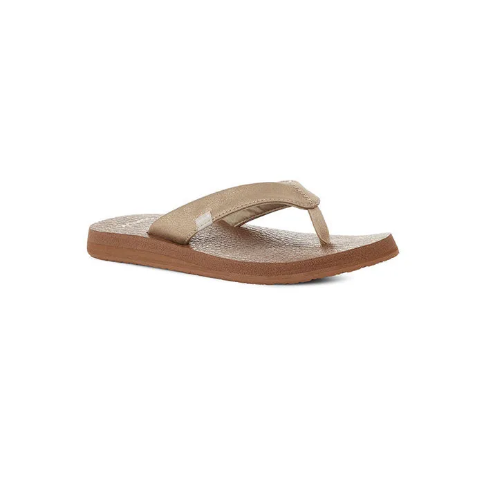 Sanuk Womens Yoga Mat Metallic Sandals - Champagne