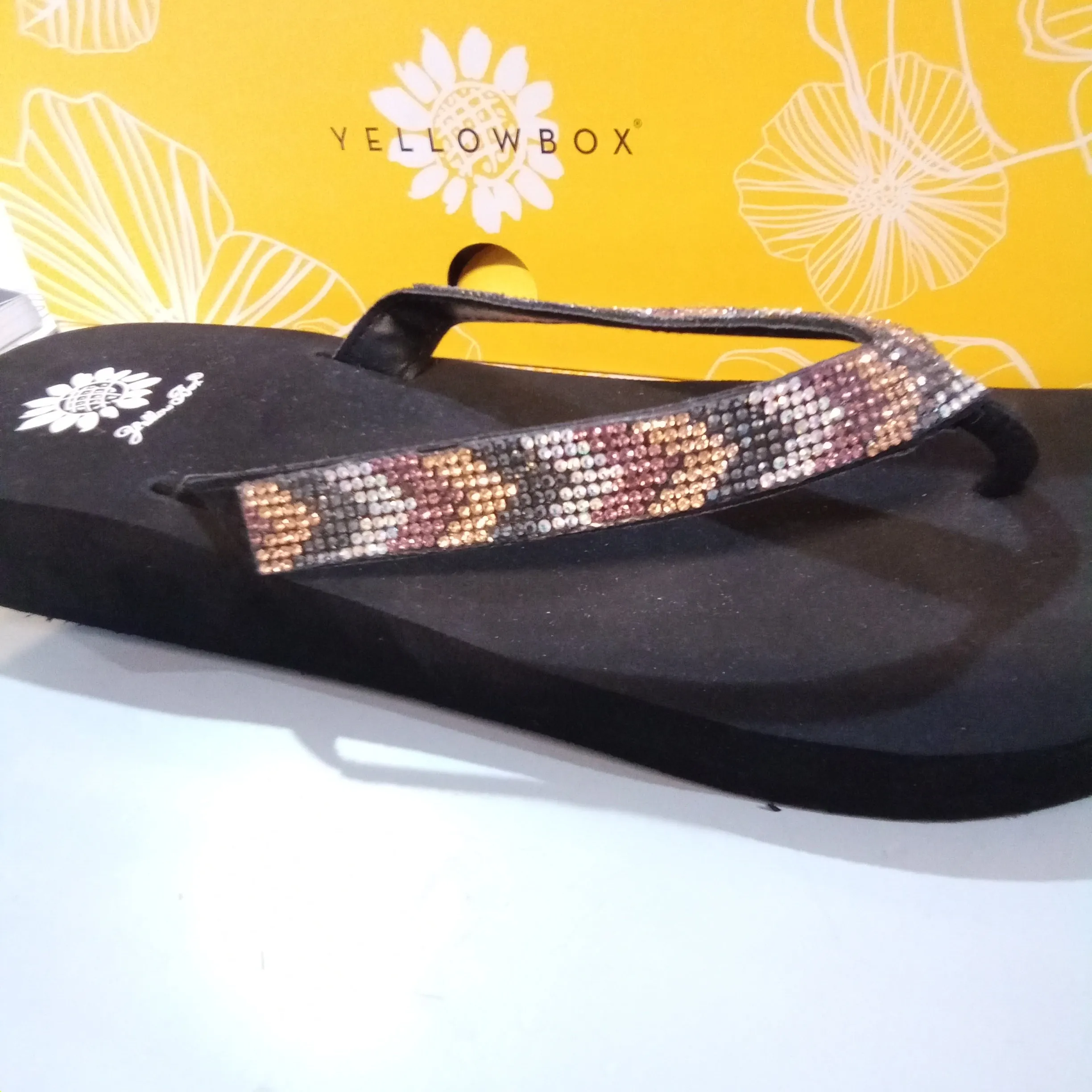 Size 11 Chevron Glitzy Flip Flops | Yellow Box Taye - Last Pair!