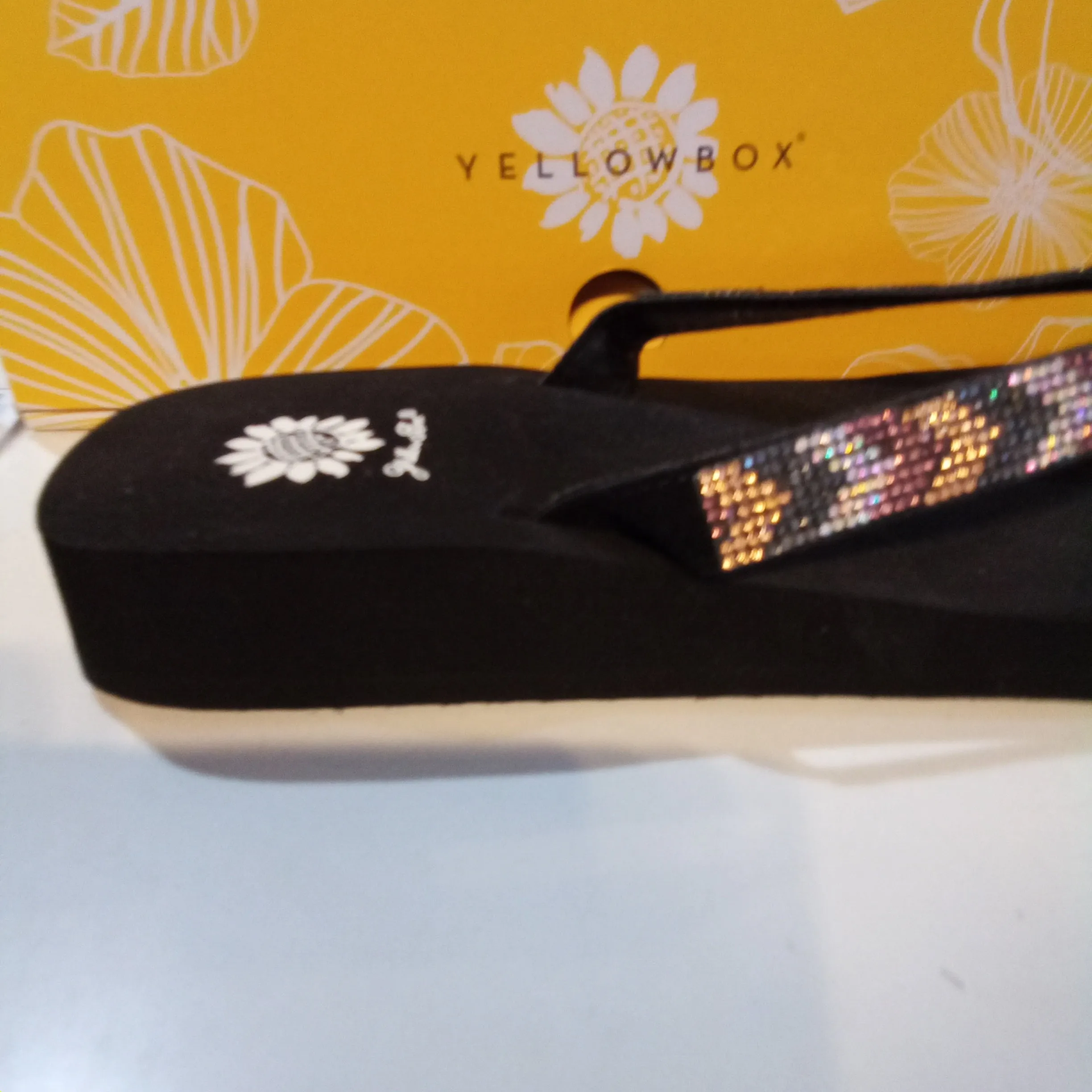 Size 11 Chevron Glitzy Flip Flops | Yellow Box Taye - Last Pair!