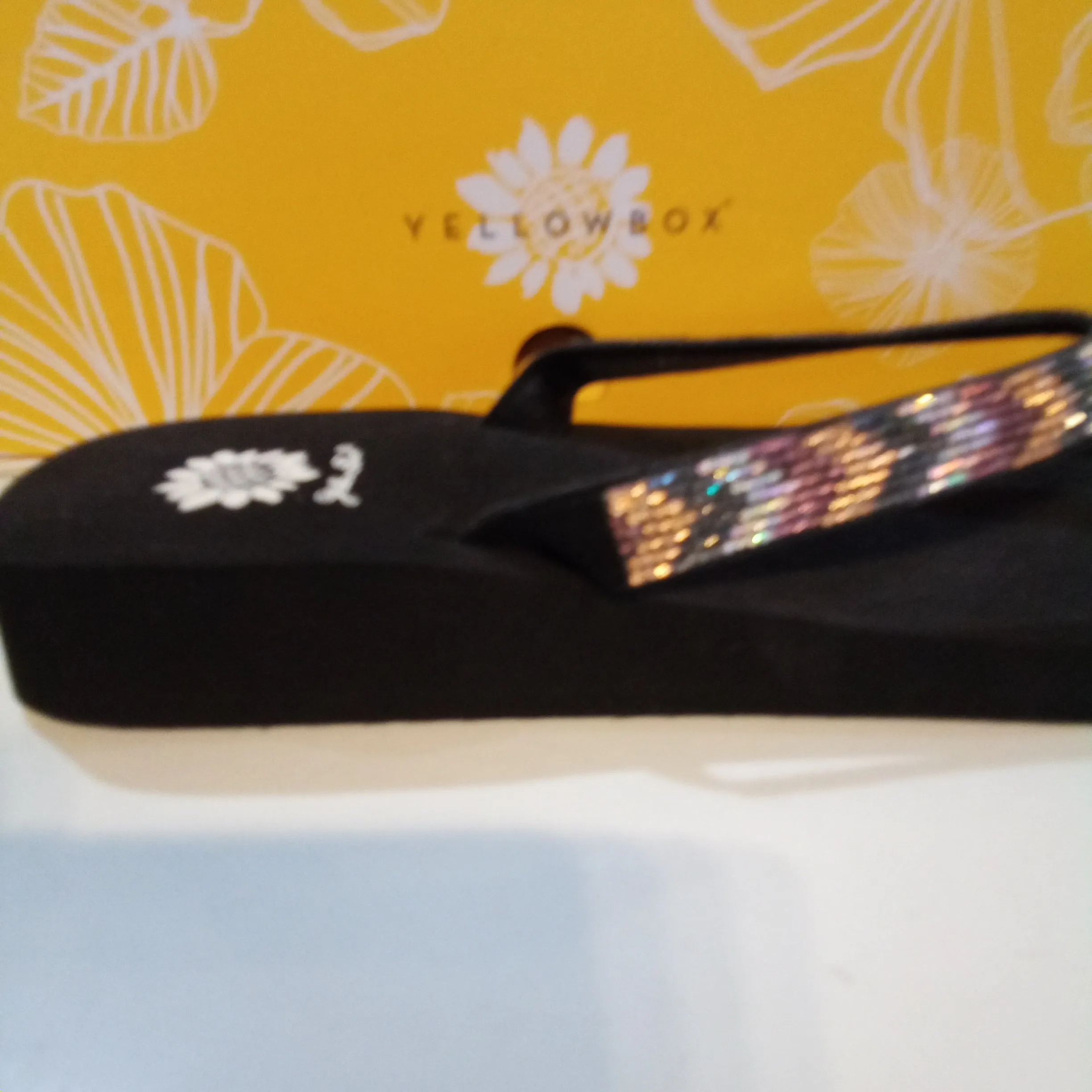 Size 11 Chevron Glitzy Flip Flops | Yellow Box Taye - Last Pair!